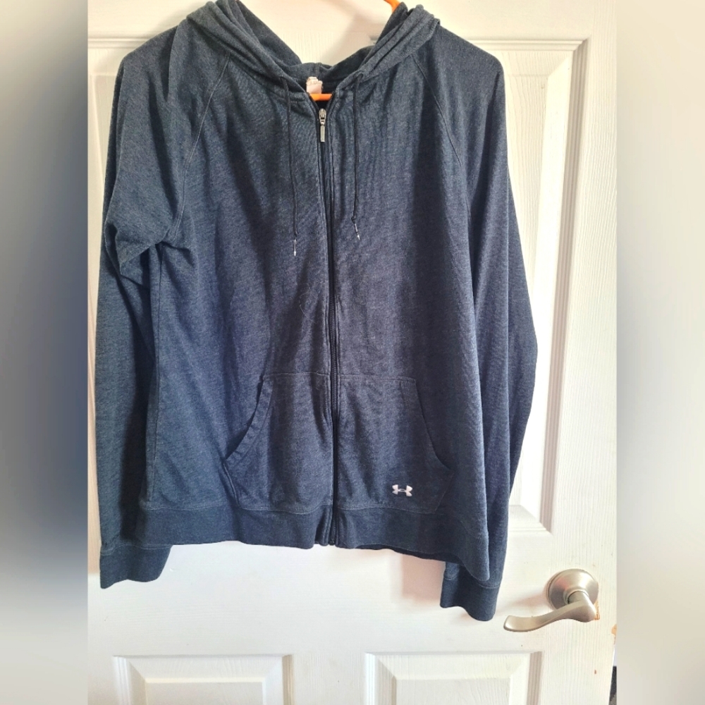 Zipup hoodie